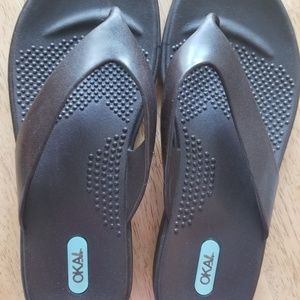 Not4sale, gave away. OKA b. Brown Thong Sandal M